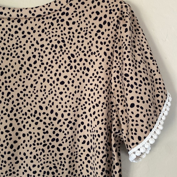 REB.in J, large, spot print with embroidered tulip sleeves - Picture 6 of 6